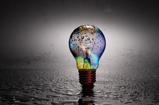 属鼠八月十二生 2020年9月28日的宝宝命运详解