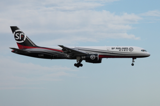 桃花拂面，喜出望外，爱意汹涌的三大星座