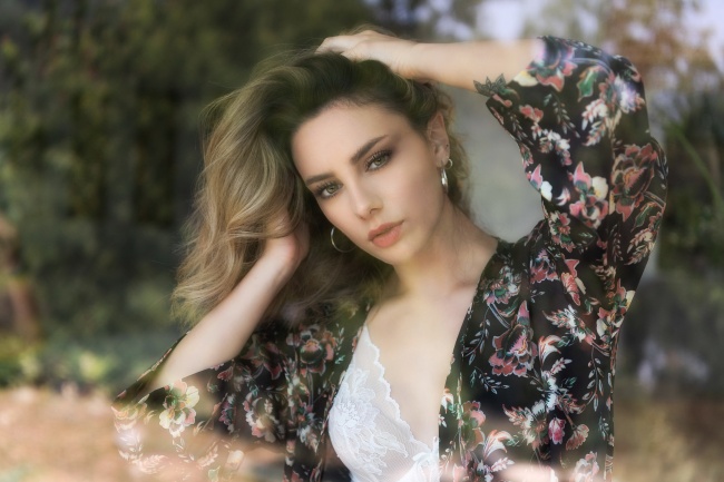 梦到了黄鼠狼咬手预示了什么