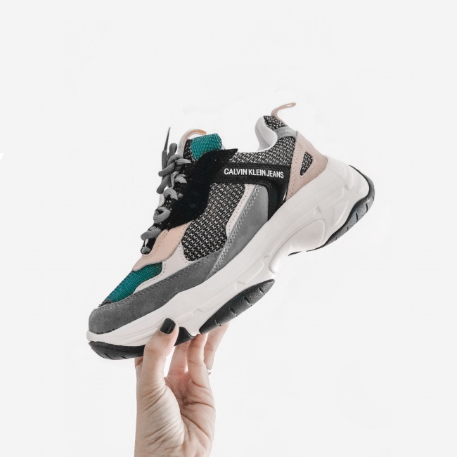 听说圣诞节跟脱单更配噢！哪3星座在这期间桃花旺盛,顺利脱单