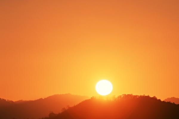 2023年木命的人开什么颜色车好 不同颜色的寓意分析