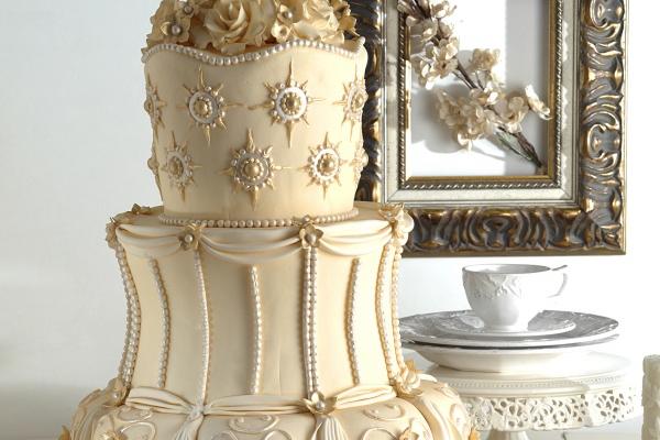 擅于伪装自己的3星座!他们表面单纯,其实很有一套