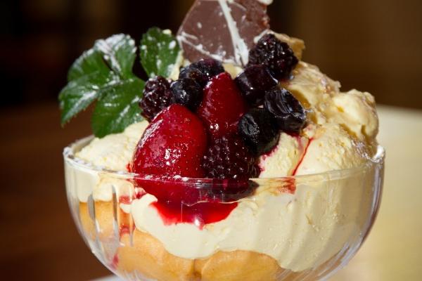 相爱却难走到最后的星座cp!总是有缘无分!