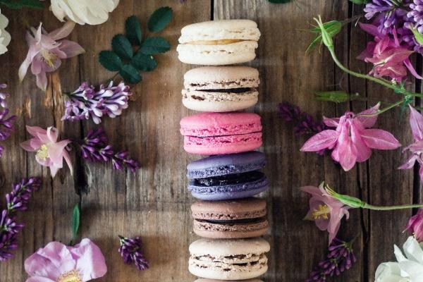 虽然强势,但可以为爱低头的3大星座男