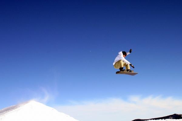 2023年1月23日宜乔迁搬家吗 此日搬家可否语燕啼莺入世家