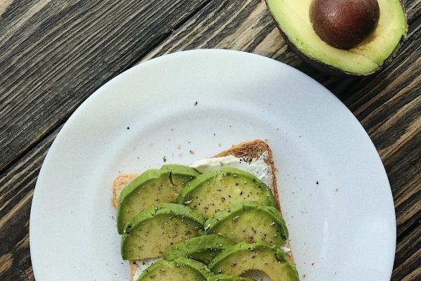 生辰八字查询:2023年农历正月二十三出生八字是什么