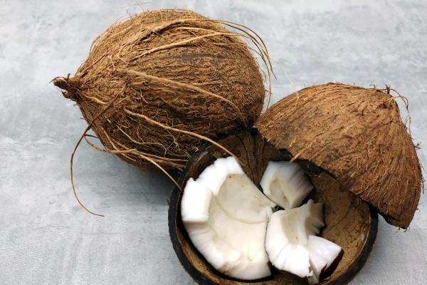 2023年必有喜事的星座女 桃花旺盛 坠入爱河  　　