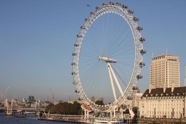 狮子座2023年6月财运走向  运势详解