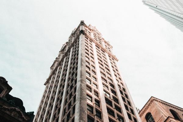 水瓶座2023年桃花运5月情况  不断发展的爱情运