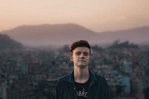 射手座男狮子座女配对指数 射手遇上狮子谁更惨