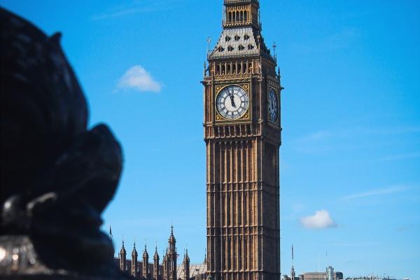 2023年3月12日宝宝出生的命运 八字伤官佩印则贵不可言