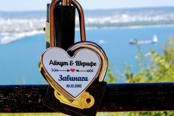 2023年3月19日宝宝出生的八字分析 上等为六秀则身坐正官一权在握