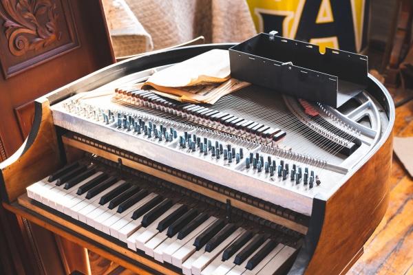 2023年婚姻动荡的日柱 婚姻出现危机