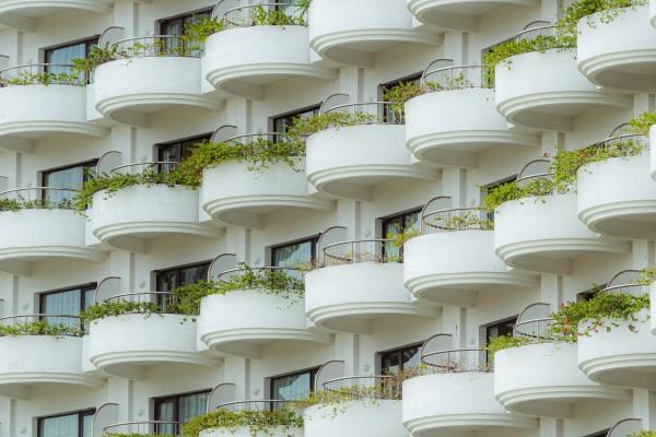 水瓶座2023年桃花运冬季情况 遇到踏实可靠对象