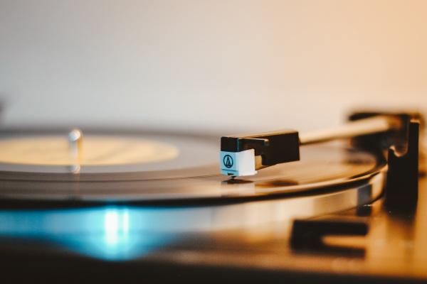 天蝎女挽回巨蟹男的最好方法 有这四种!