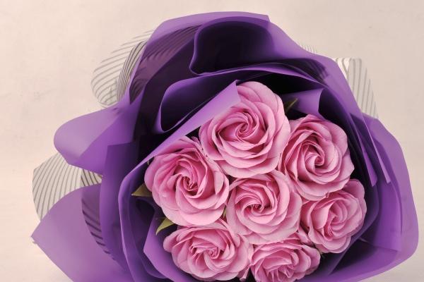 星座与财富：2023下半年年谁会赚得盆满钵满？