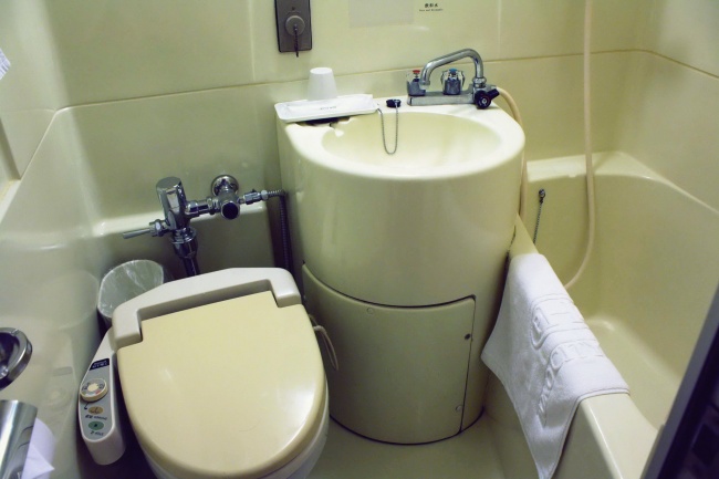 2020年的五行属性是什么 是属土还是属金