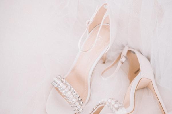 唐绮阳狮子座2023年8月运势详解