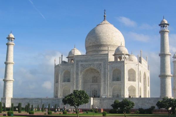 2023年8月22日财神方位 打麻将打牌方位在哪里