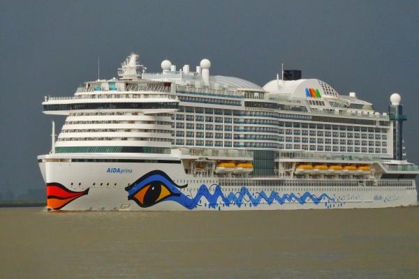 水瓶恋爱的四个阶段,都出现就稳了!