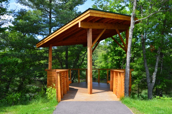 属狗与属鼠婚配好不好 属狗人的最佳婚配对象