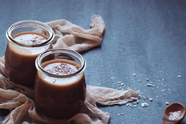 本命年谁给买红色的衣服 本命年穿什么红