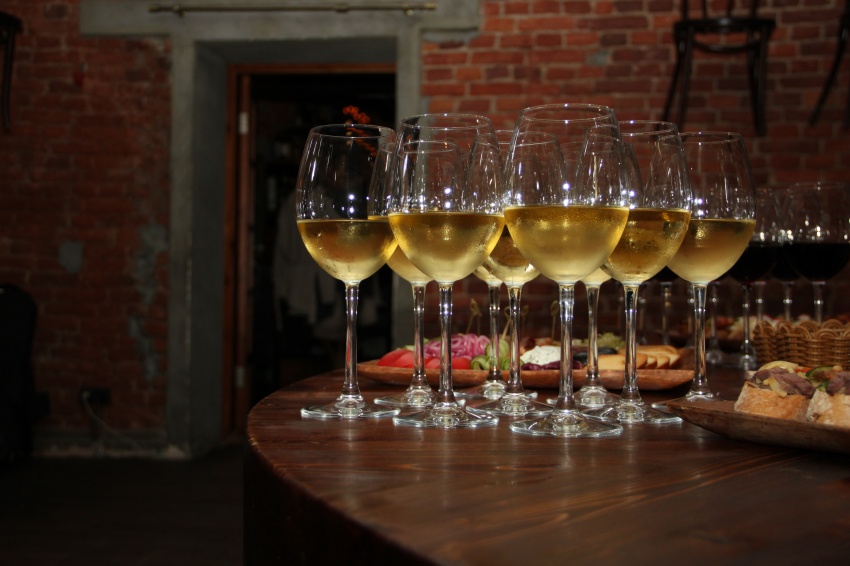 属鼠2024年犯太岁吗，属鼠人在2024龙年运势怎么样