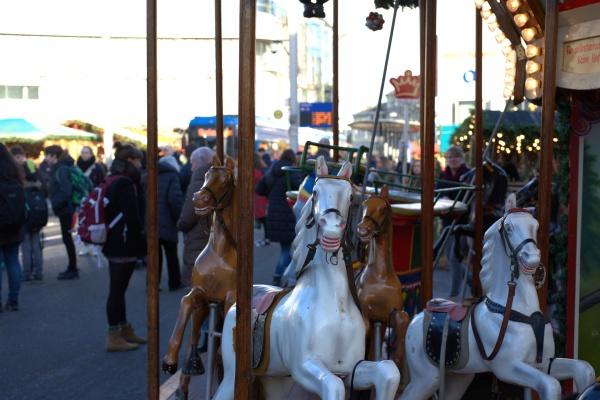 61年牛2025年运势完整版