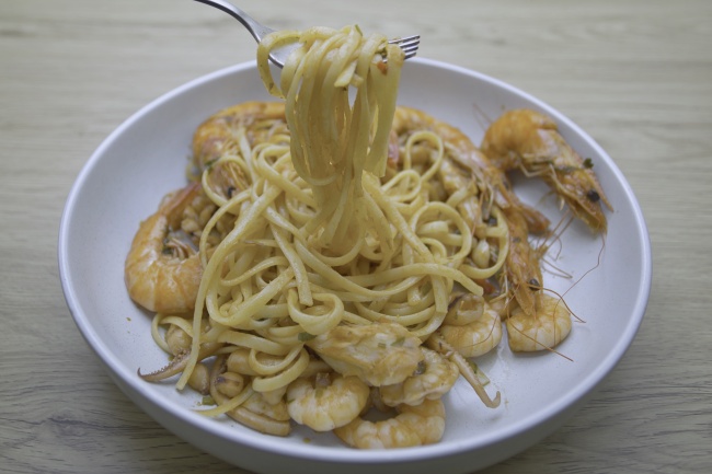 2025年属龙女人全年运势1988