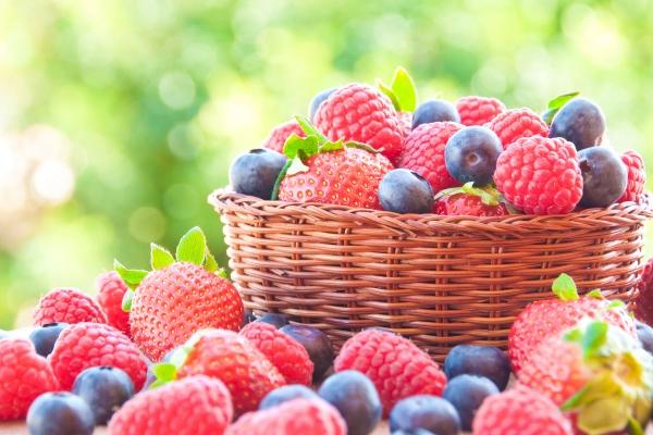 和属鸡人纠缠一生的生肖