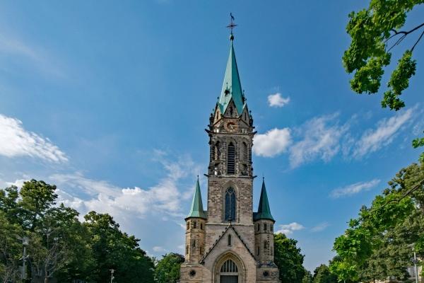 85岁属什么生肖何时有婚姻