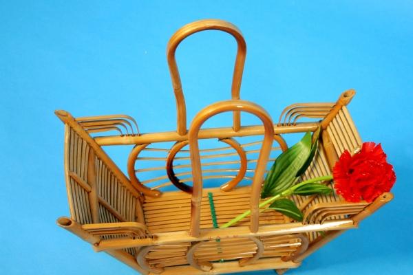 九紫离火运属牛佩戴什么好