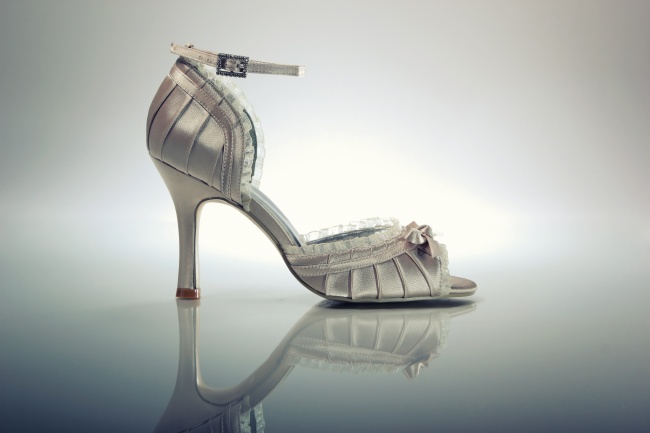 属虎人买房朝向和楼层