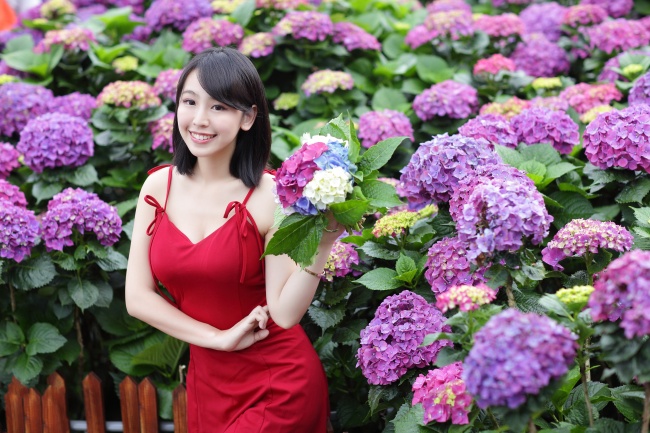 2025年得千万横财的生肖女