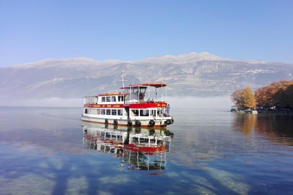 87年属兔38岁走大运，属兔人遇蛇年运势怎么样