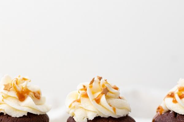 1981年的鸡在九紫离火运中的运势