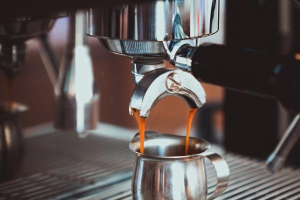 梦到给兔子洗澡是咋回事