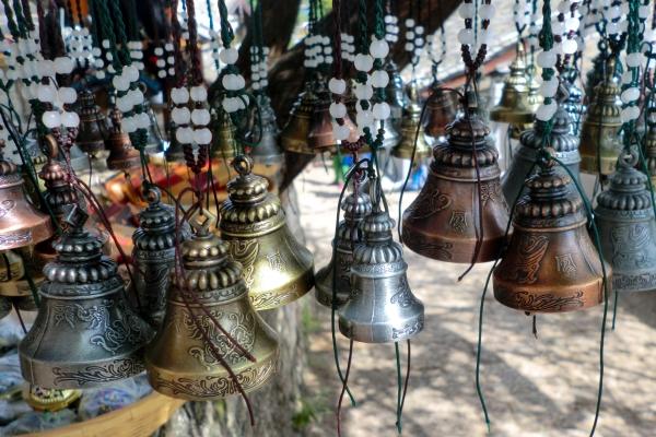 梦到了脸变黑了预示什么