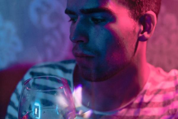 梦到了看见人死的预兆