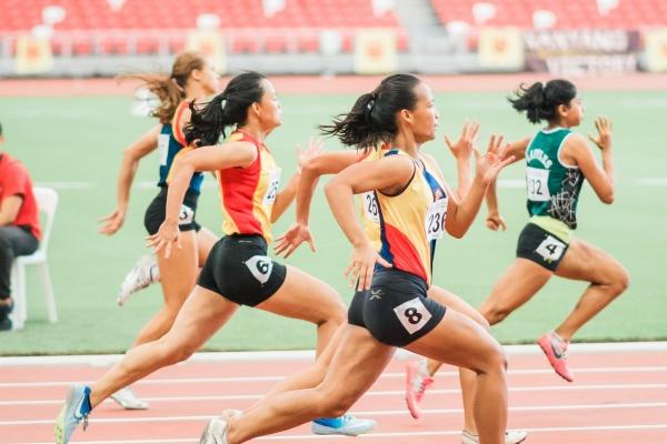 女命四两四钱一生有几段婚姻