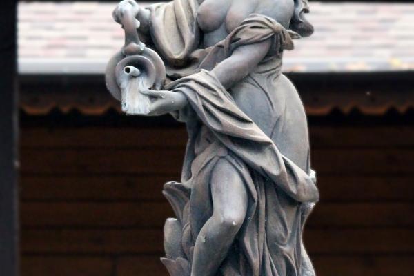 2026属龙几月有贵人