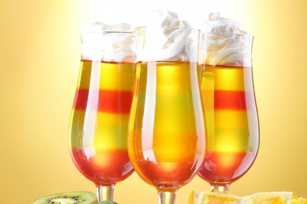 2026属猪的贵人和小人是谁