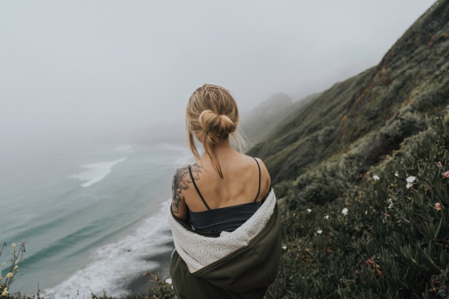 属鼠男吃定的属相女